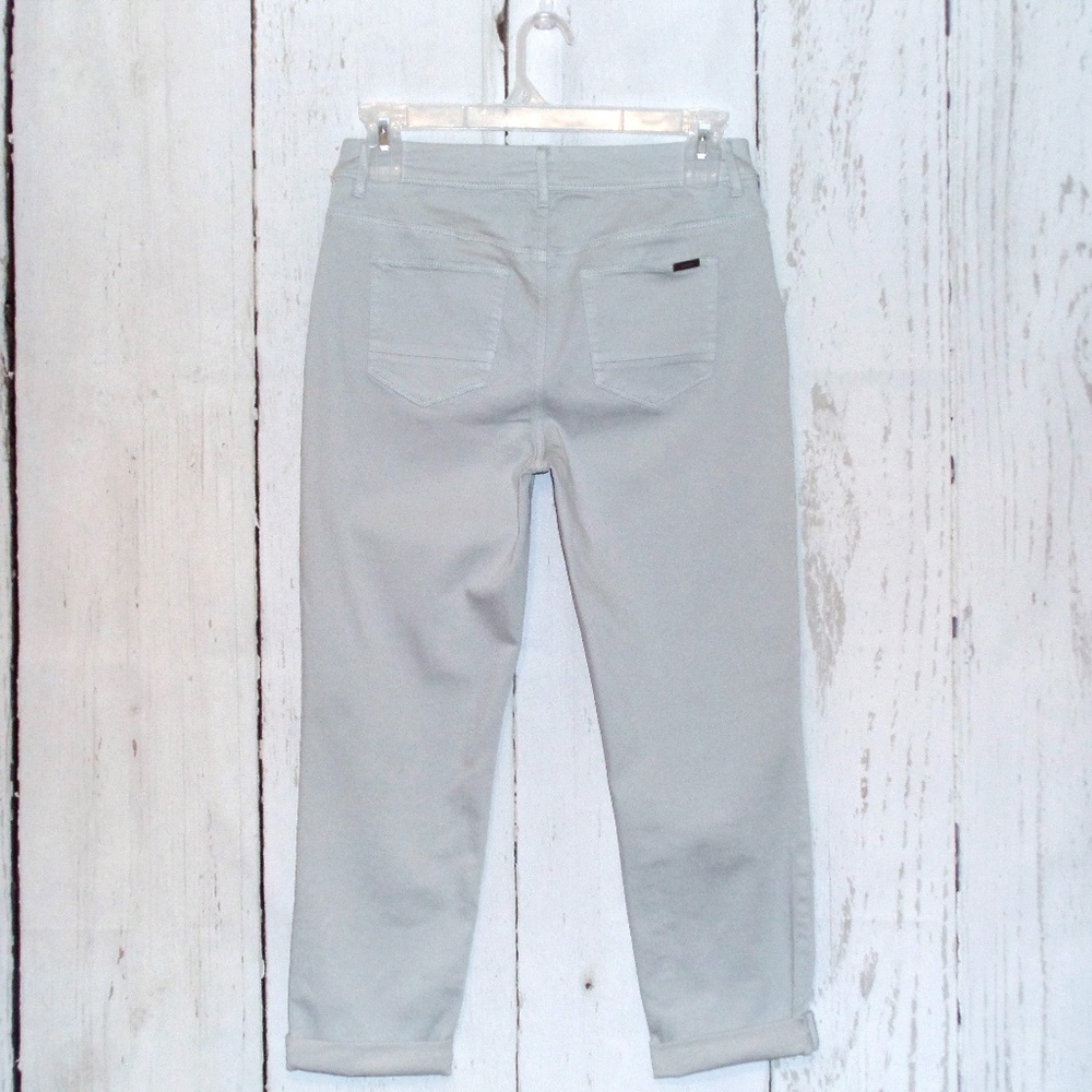 NWOT Chicos So Slimming Girlfriend Crop Pants - Picture 3 of 7